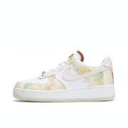NIKE 耐克 Air Force 1 '07 LX 女子运动板鞋 FJ7739-101