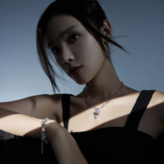 周大生设界/DC联名轻奢个性潮酷原创设计结构件千禧辣妹吊坠项链