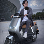 京东百亿补贴：AIMA 爱玛 破冰A505 电动摩托车 星云灰-石墨烯 72V22AH 六块电池