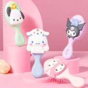 京喜小程序：MINISO 名创优品 三丽鸥梳子立体按摩气囊梳