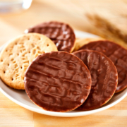 McVitie's英国麦维他 全麦粗粮巧克力味消化饼干 6袋分享装199.8g 进口零食