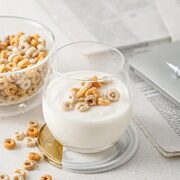 认养一头牛 常温原味法式酸奶200g*12盒 儿童学生风味酸奶 一提装 送礼佳选