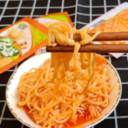 冬盛金针菇15g小包装微辣金针菇量贩装20包30包50袋开味下饭菜