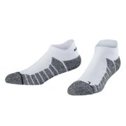 11点、天降福利：KELME 卡尔美 篮球运动短袜 1双装