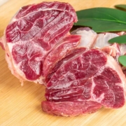 牧总管进口原切牛腱子新鲜冷冻牛肉1kg低脂健身代餐烧烤食材2件购