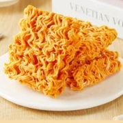 88VIP:良品铺子 小龙虾味干脆面 250g盒
