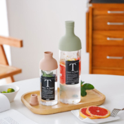 Hario 好璃奥 软胶密封带过滤网玻璃冷水壶 750ml FIB-75