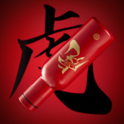 共禾京品 x 周大福联名款虎虎生威保温杯 600ml