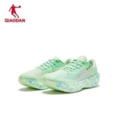 QIAODAN 乔丹 飞影PB2.0 马拉松碳板竞速跑步鞋 清新绿/宁静蓝 山水