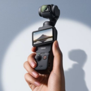 plus会员：DJI 大疆 Osmo Pocket 3 全能套装 一英寸口袋云台相机 OP灵眸手持数码相机+128G