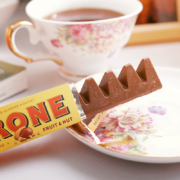原装进口，Toblerone 瑞士三角 巧克力 100g*4盒 多口味