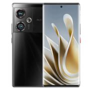 nubia 努比亚Z50 12GB+256GB 黑礁 第二代骁龙8 144HZ高刷 新35mm定制光学系统5000mAh电池80W快充拍照5G手机