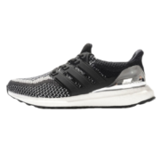 adidas 阿迪达斯 ultraboost 中性跑鞋 EF1043
