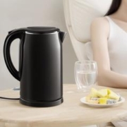 20点开始、PLUS会员：Midea 美的 MK-SH17M301 电水壶 1.7L 曜石黑