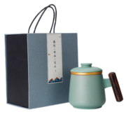 邻匠陶瓷马克杯木柄带盖过滤泡茶水杯大容量办公杯 大红 B 400ml