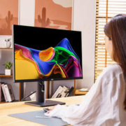 HKC 惠科 P272U Pro 27英寸 IPS 显示器（3840×2160、60Hz、100%sRGB、HDR400、Type-C 90W）