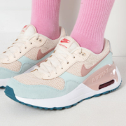 京东百亿补贴:耐克（NIKE）透气舒适网面透气跑步鞋 DQ0284-800/星尘红-冰翡翠蓝 38码/鞋内长24cm