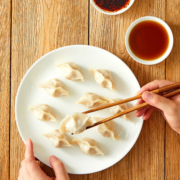 思念 手打天下 猪肉白菜水饺 1.08kg 54只 饺子 速冻饺子 早餐