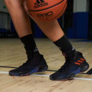 京东百亿补贴:adidas 阿迪达斯 男子 篮球运动鞋