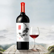 88VIP会员：TONHWA 通化葡萄酒 通化极韵晚收山葡萄甜红葡萄酒13.5度740ml*6整箱装甜型红酒