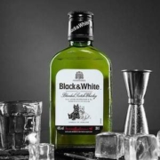 Black&White 黑白狗苏格兰威士忌 200ml*8件