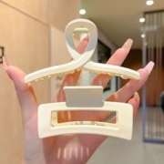 SENMYSAN 森美尚 奶白色亚克力抓夹4件套 盘发抓夹夏季大号气质百搭发饰