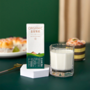 圣牧品醇有机纯牛奶200ml*24盒