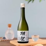 DASSAI 獭祭 纯米大吟酿45四割五分清酒 720ML