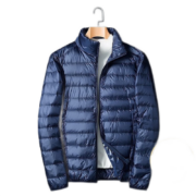 Jeep 轻薄羽绒服舒适保暖 1件