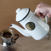 Kalita 卡莉塔 鹤嘴搪瓷珐琅手冲咖啡壶 1L