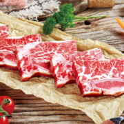 鸿亮官方黑椒牛仔骨200g*6袋新鲜冷冻半成品牛肋条带肉儿童牛排肉