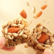 70包 三只松鼠巴旦木瓜子仁酥