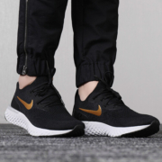 耐克（NIKE）女鞋春新款运动鞋轻便低帮减震休闲舒适透气跑步鞋AQ0070-102 AQ0070-013黑色舒适 36.5码