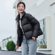 14日10点：TANBOER 坦博尔 2023新款羽绒服女短款立领珍珠光感