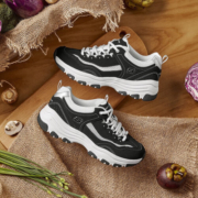 斯凯奇（Skechers）新款女士经典休闲透气网面情侣百搭熊猫鞋缓震耐磨增高运动休闲鞋 黑色/白色 37