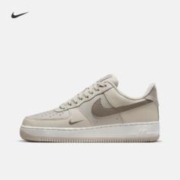 NIKE 耐克 官方AIR FORCE 1女子空军一号运动鞋冬季新款低帮FB8483