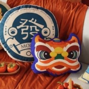 京胜树 国潮龙跃醒狮抱枕