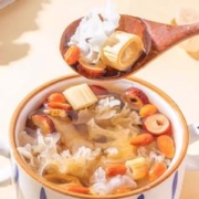 老北京小吊梨汤茶包免煮百合银耳雪梨糖水