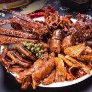 首单+签到 锁鲜碎碎鸭鸭爪鸭胗鸭肠