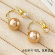 KRISTEN JUDI 小众大颗珍珠耳环 银针 金色
