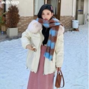 WASSUPBEE 大毛领中长款女款羽绒服