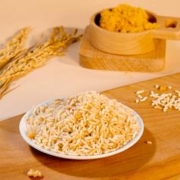 可用签到红包 乐此泰国风味炒米480g