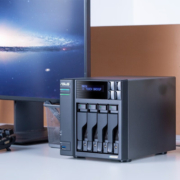 华硕（ASUS）NAS网络存储2盘位/4盘位四核心处理器/私有云存储服务器/网盘个人云/企业商用 AS6704T（不含硬盘）