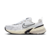 京东百亿补贴：NIKE 耐克  V2K Runtekk 白银复古老爹鞋 FD0736-100 38.5