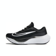 20点开始：耐克 Nike Zoom Fly 5 轻盈跑步鞋 DM8968