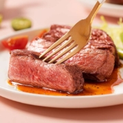 小牛凯西   眼肉100g*8件 任选