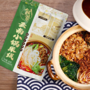 plus会员:饭爷 云南保鲜小锅米线 363g