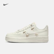 NIKE 耐克 官方AIR FORCE 1女空军一号运动鞋冬季新款胶底FV3654
