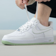 京东百亿补贴：NIKE 耐克 男子空军一号运动鞋 AIR FORCE 1 '07 AF1 DV0788-105 39