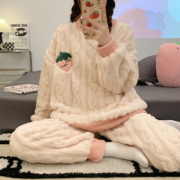 宝娜斯（BONAS）女士 珊瑚绒 加厚保暖法兰绒 家居服套装 DS805